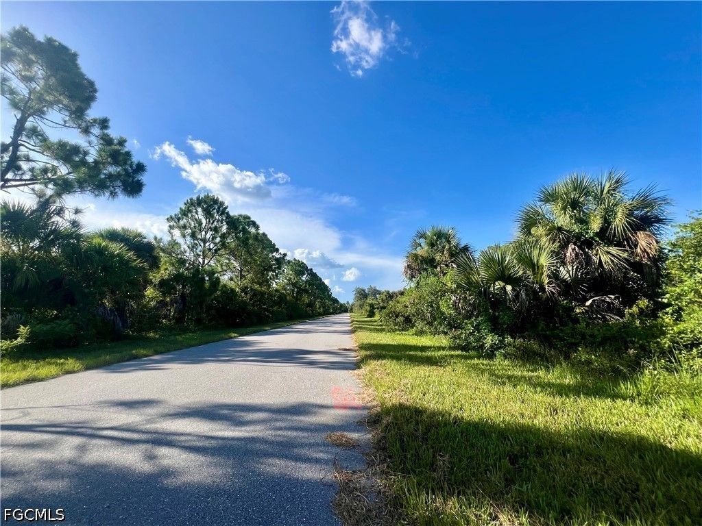 2144 Lingayen ST, Port Charlotte, FL 33953