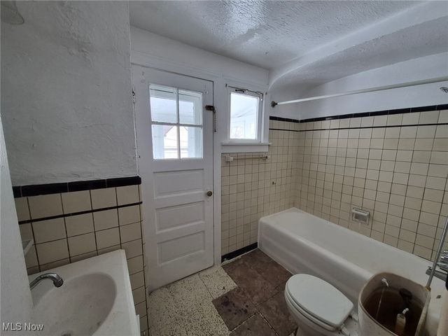 3634 Pennington Road, Shaker Heights, OH 44120