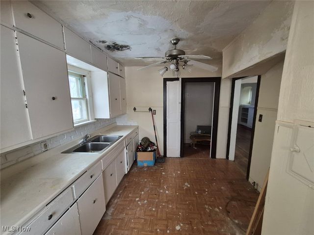 3634 Pennington Road, Shaker Heights, OH 44120