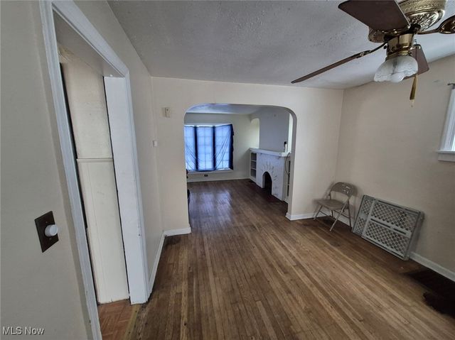 3634 Pennington Road, Shaker Heights, OH 44120