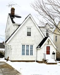 3634 Pennington Road, Shaker Heights, OH 44120