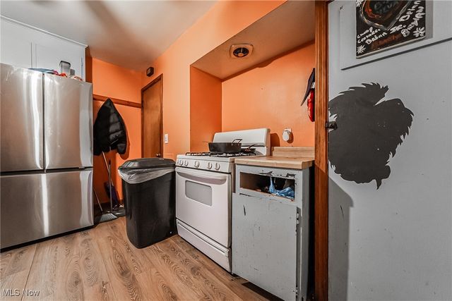 1477 E 195th Street, Euclid, OH 44117