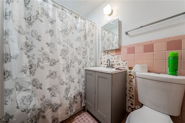 1477 E 195th Street, Euclid, OH 44117