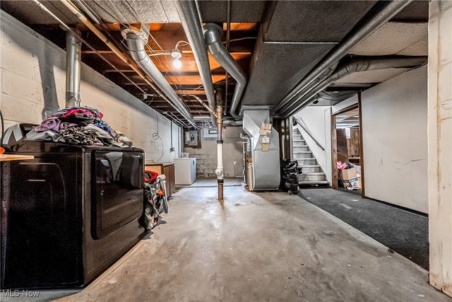 1477 E 195th Street, Euclid, OH 44117