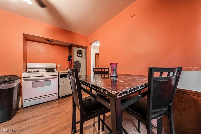 1477 E 195th Street, Euclid, OH 44117