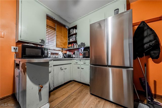 1477 E 195th Street, Euclid, OH 44117