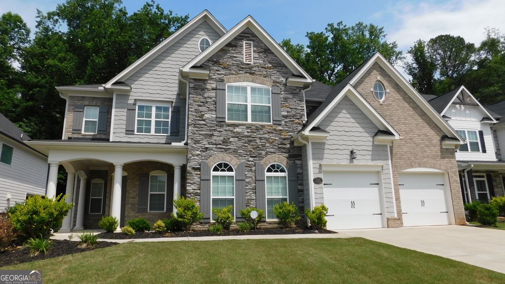 232 Wild Rose Circle, Holly Springs, GA 30115