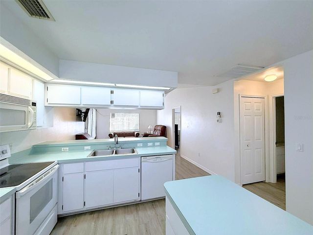 504 ROSE APPLE CIRCLE, Port Charlotte, FL 33954