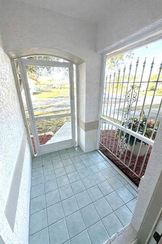 504 ROSE APPLE CIRCLE, Port Charlotte, FL 33954