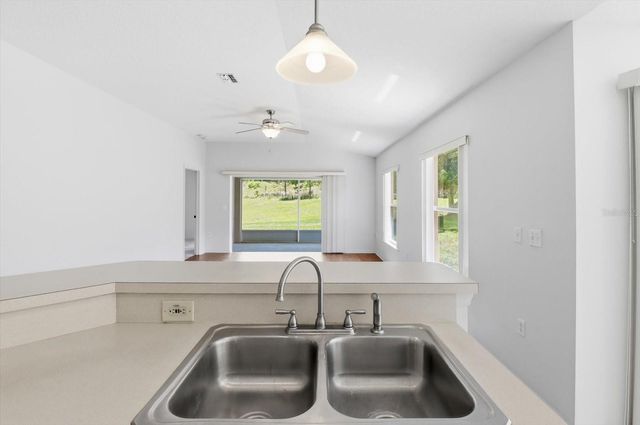 826 W COCKATIEL LOOP, Hernando, FL 34442