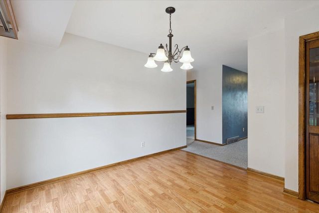 2130 N Pontiac Drive, Janesville, WI 53545