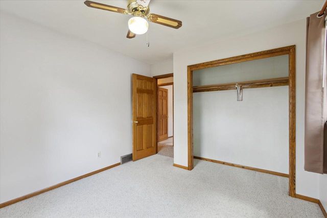 2130 N Pontiac Drive, Janesville, WI 53545