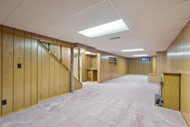 2130 N Pontiac Drive, Janesville, WI 53545