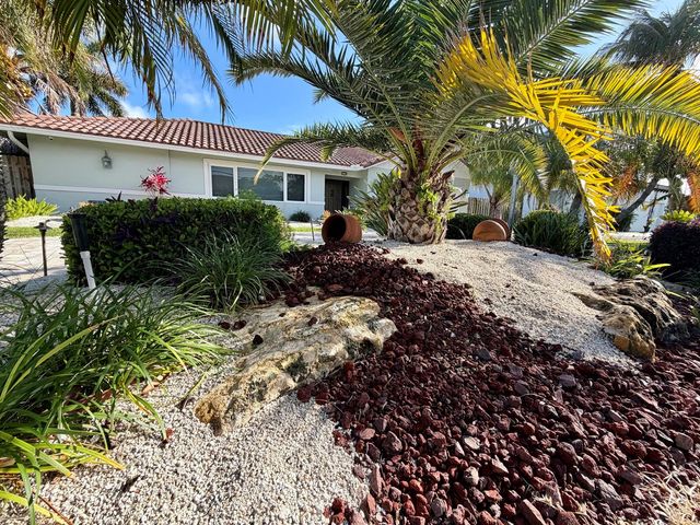 712 Forsyth Street, Boca Raton, FL 33487
