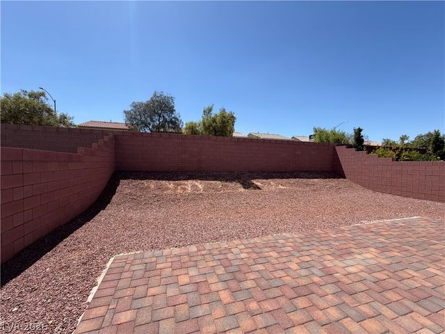 7869 Tyrell Peaks Street, Las Vegas, NV 89139