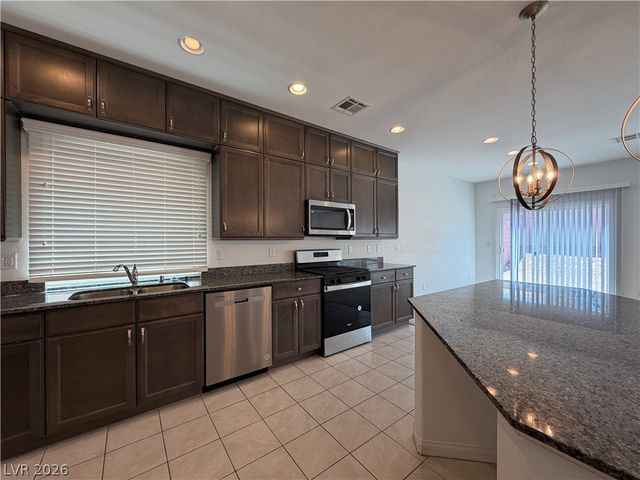 7869 Tyrell Peaks Street, Las Vegas, NV 89139