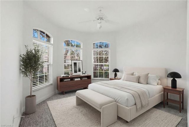 4828 Cerromar DR, Naples, FL 34112