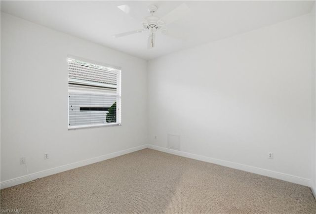 4828 Cerromar DR, Naples, FL 34112