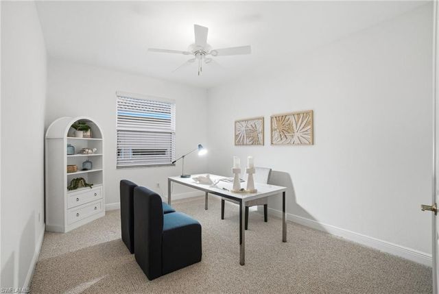 4828 Cerromar DR, Naples, FL 34112