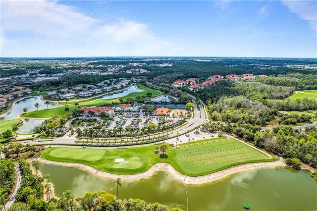 4828 Cerromar DR, Naples, FL 34112