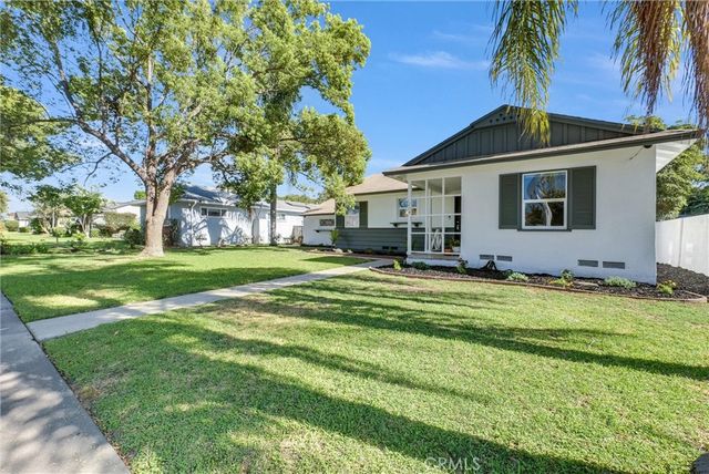 1204 Riverside, Fullerton, CA 92831