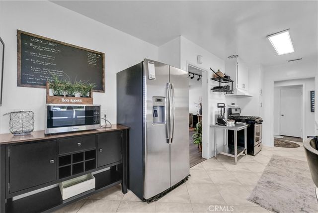 1204 Riverside, Fullerton, CA 92831