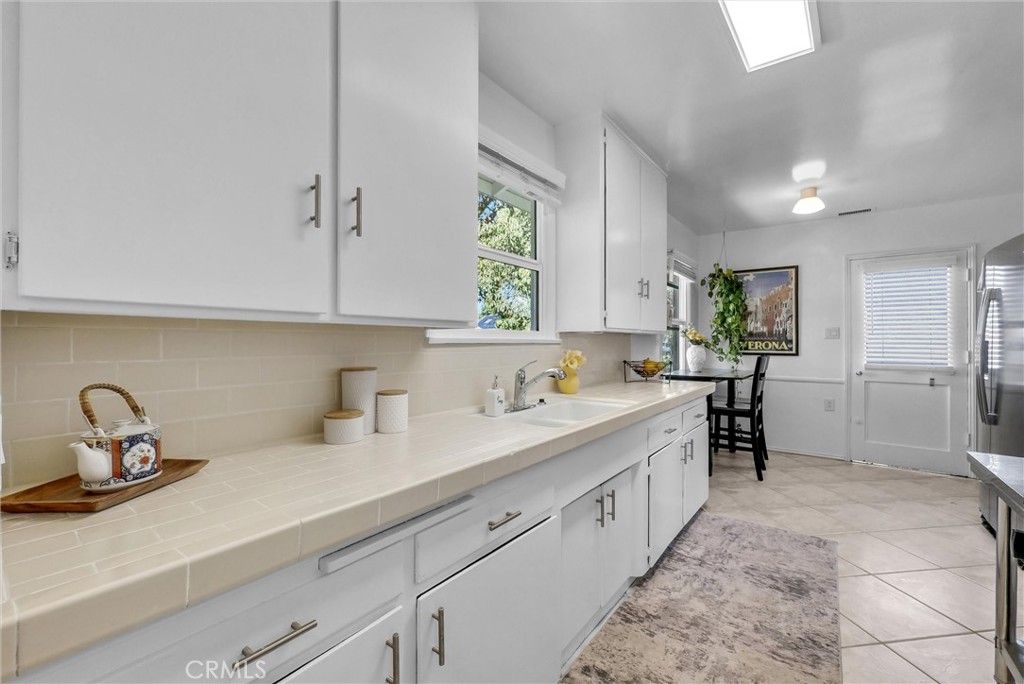 1204 Riverside, Fullerton, CA 92831 — photo 5