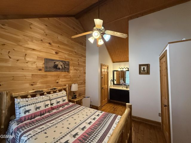 140 Smoky Mountain Way, Sevierville, TN 37876