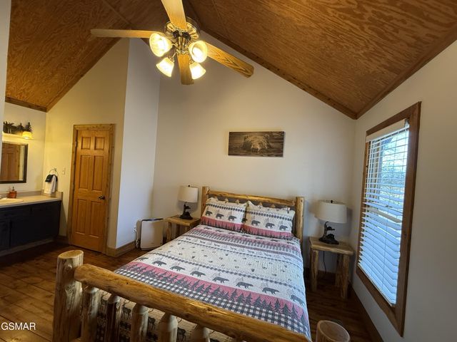 140 Smoky Mountain Way, Sevierville, TN 37876