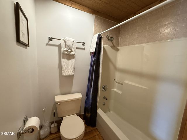 140 Smoky Mountain Way, Sevierville, TN 37876