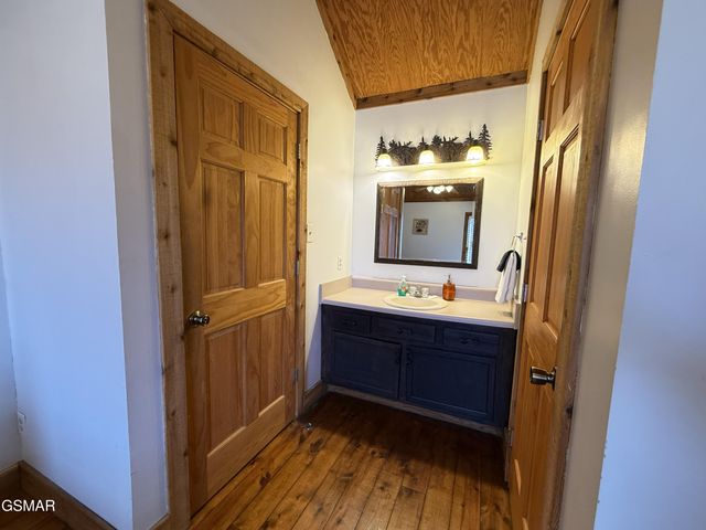 140 Smoky Mountain Way, Sevierville, TN 37876