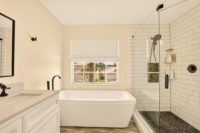 7630 Topiary Avenue, Boynton Beach, FL 33437