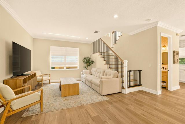 7630 Topiary Avenue, Boynton Beach, FL 33437