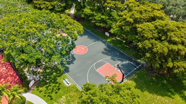 7630 Topiary Avenue, Boynton Beach, FL 33437
