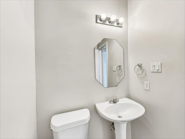 3807 Liberty Square Trail, Fresno, TX 77545