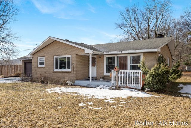 9211 Alpine Avenue Nw, Sparta Twp, MI 49345