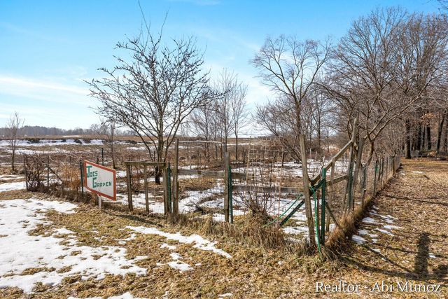 9211 Alpine Avenue Nw, Sparta Twp, MI 49345