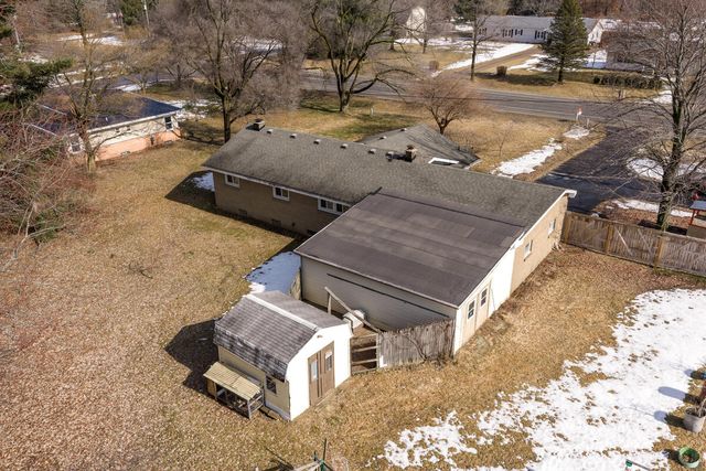 9211 Alpine Avenue Nw, Sparta Twp, MI 49345