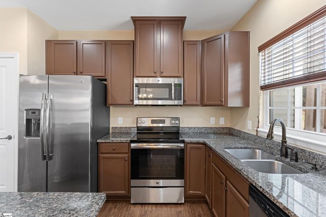 127 Emerywood Lane, Greenville, SC 29607