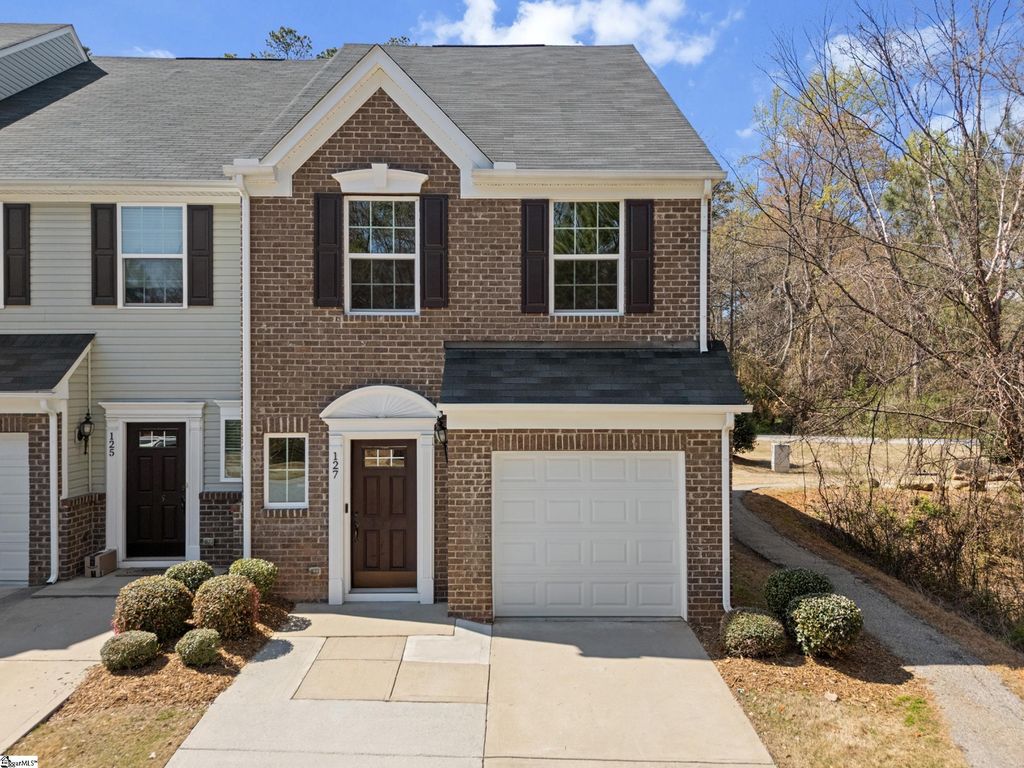 127 Emerywood Lane, Greenville, SC 29607