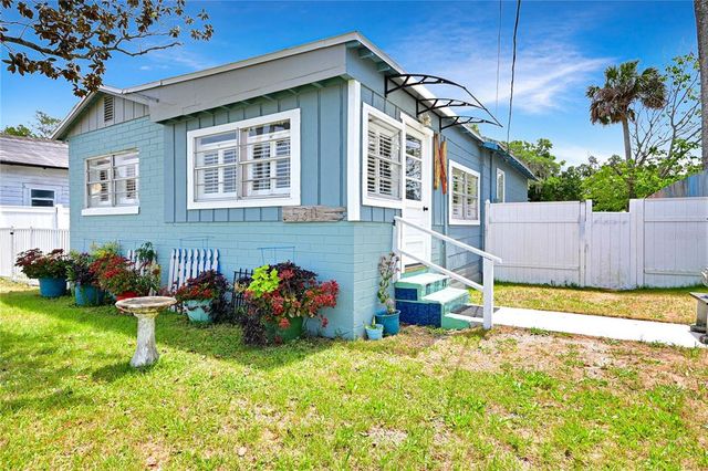 530 RONNOC LANE, New Smyrna Beach, FL 32168