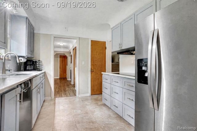 7139 Capri Drive, White Lake, MI 48383