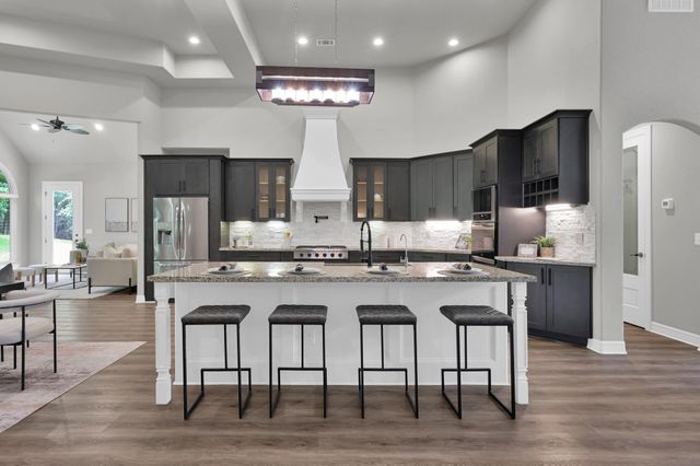 2172 Greentree Drive, Huntsville, TX 77340