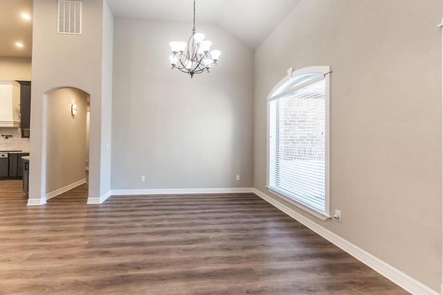 2172 Greentree Drive, Huntsville, TX 77340