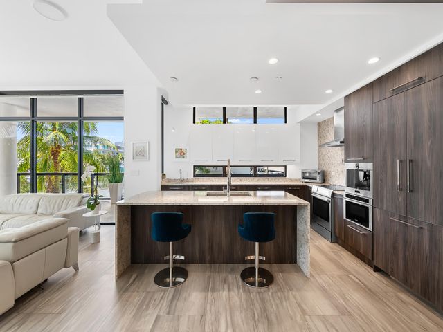 161 ISLE OF VENICE Drive 204, Fort Lauderdale, FL 33301