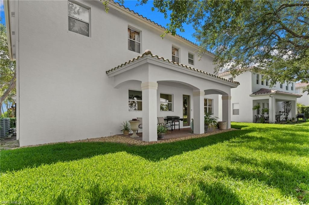 2075 Par DR, NAPLES, FL 34120 — photo 5