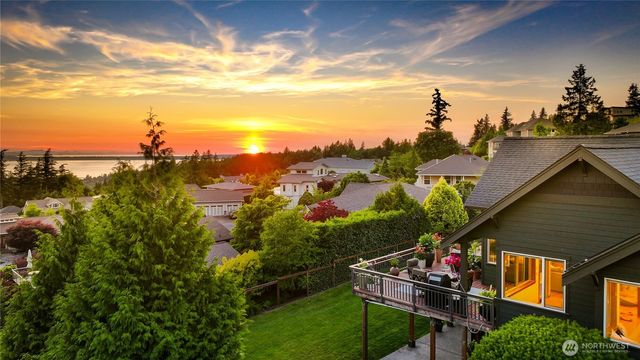 2010 Samish Crest Way, Bellingham, WA 98229