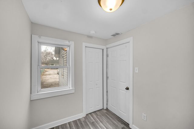 1517 E 174th Street, Hammond, IN 46324