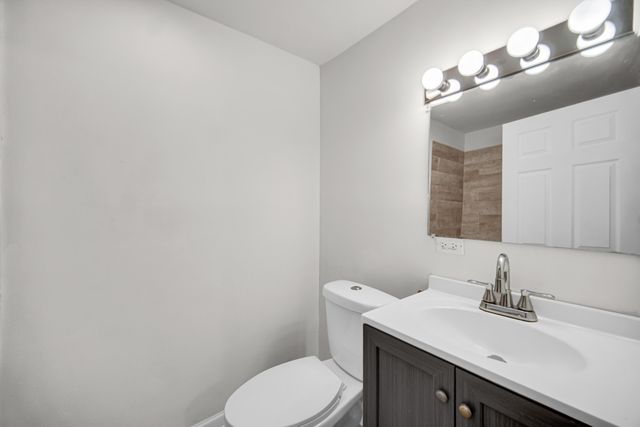 1517 E 174th Street, Hammond, IN 46324