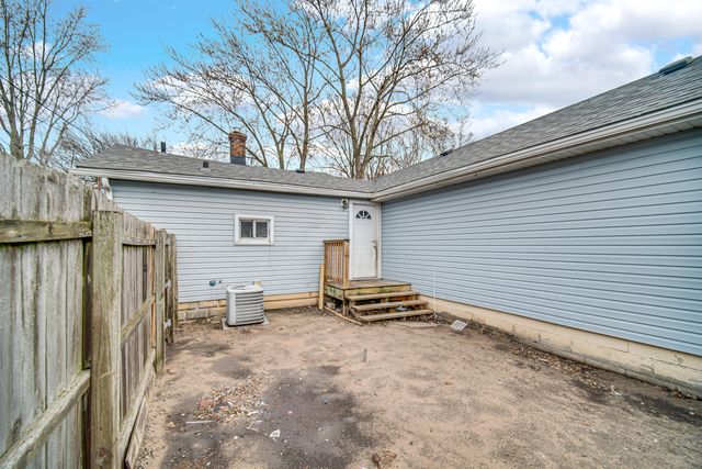 1517 E 174th Street, Hammond, IN 46324